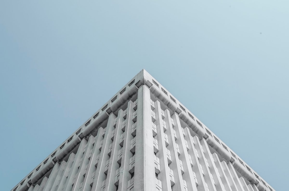 炸金花免费小游戏-拼到力竭末轮逆转 中国小将滑雪登山混合接力得第八