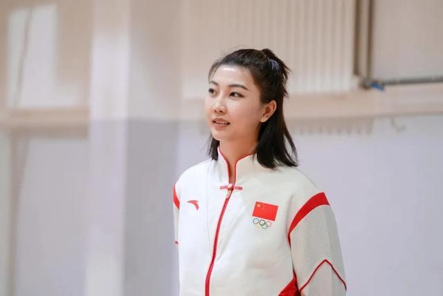 炸金花小游戏在线玩免费-袁心玥,有新身份