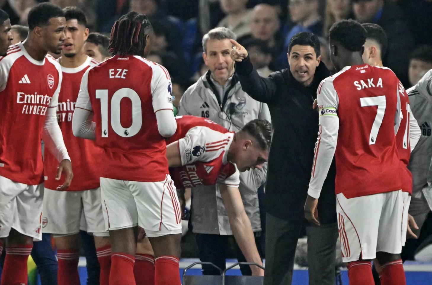 炸金花免费小游戏-电讯报:枪手缺乏创造力并不是追求谨慎,更多是对手战术所迫